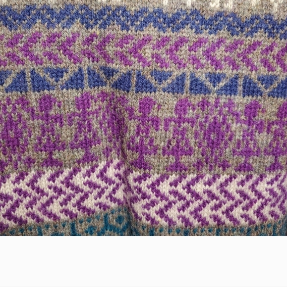 Cambridge Classics 100%  Wool Sweater - Picture 5 of 6